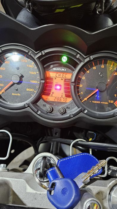 Suzuki V Strom DL 650 - 2007
