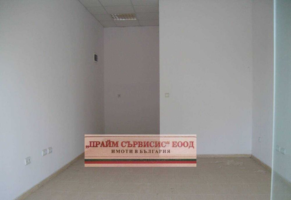Продава се Магазин в к.к. Слънчев бряг - 30 кв.м за 3000 €/кв.м - Снимка #1