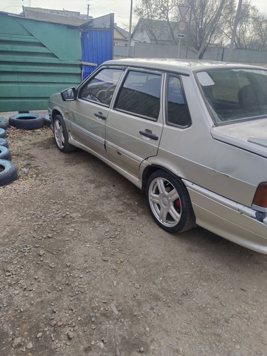 ВАЗ 2115 на активном ходу