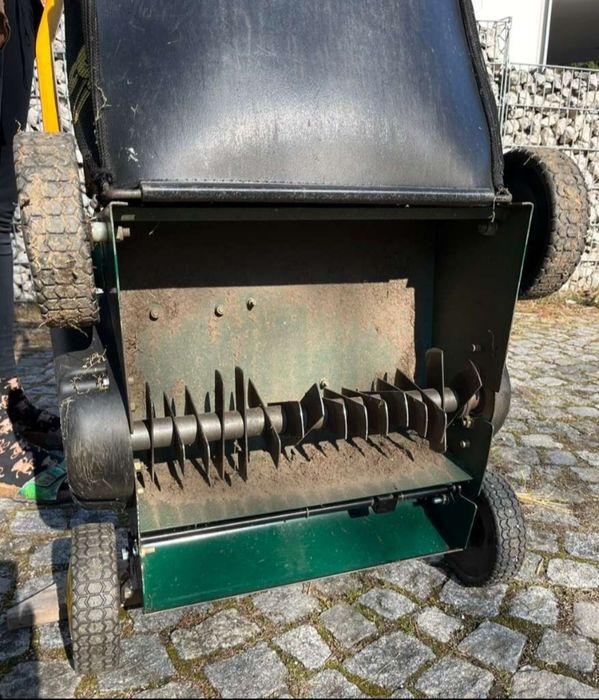 Scarificator gazon