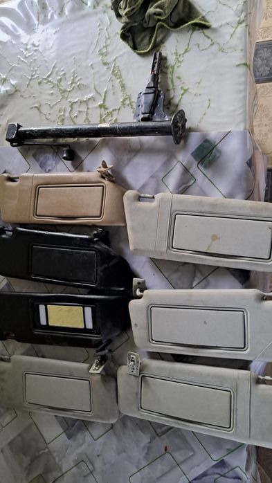 Мерс.210 подставка тел.