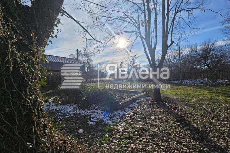 Продава се Склад в с. Дълго поле, Област Пловдив - 2199 кв.м за 39 €/кв.м - Снимка #3