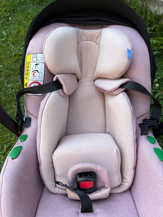 De vanzare scaun auto pentru bebelusi