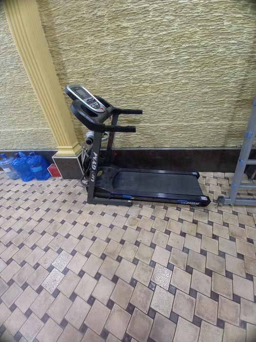 Беговой дорож хорошем состоянии ка