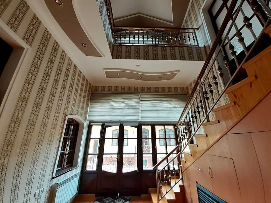 Аренда дома офис хостел на Саламатина