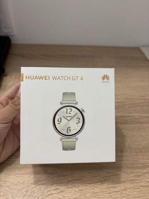 Смарт часовник HUAWEI WATCH GT 4