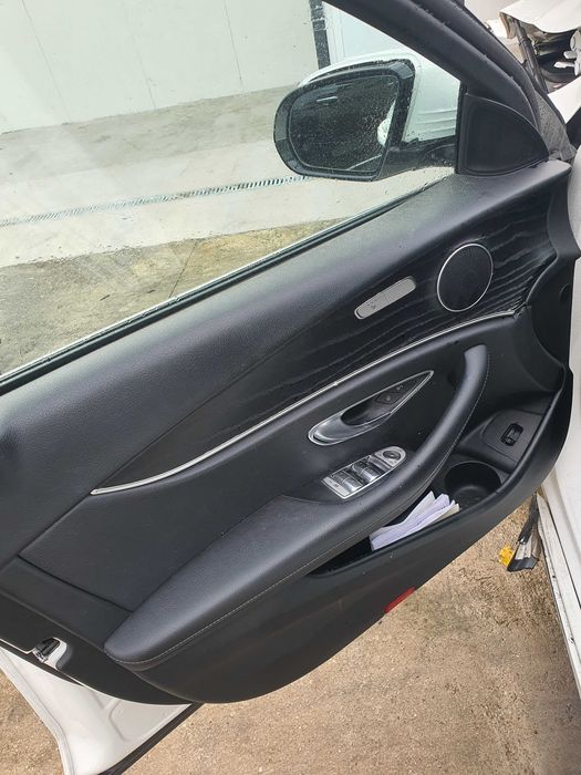 Fata usa Mercedes E200 W213 2020 stanga dreapta fata spate