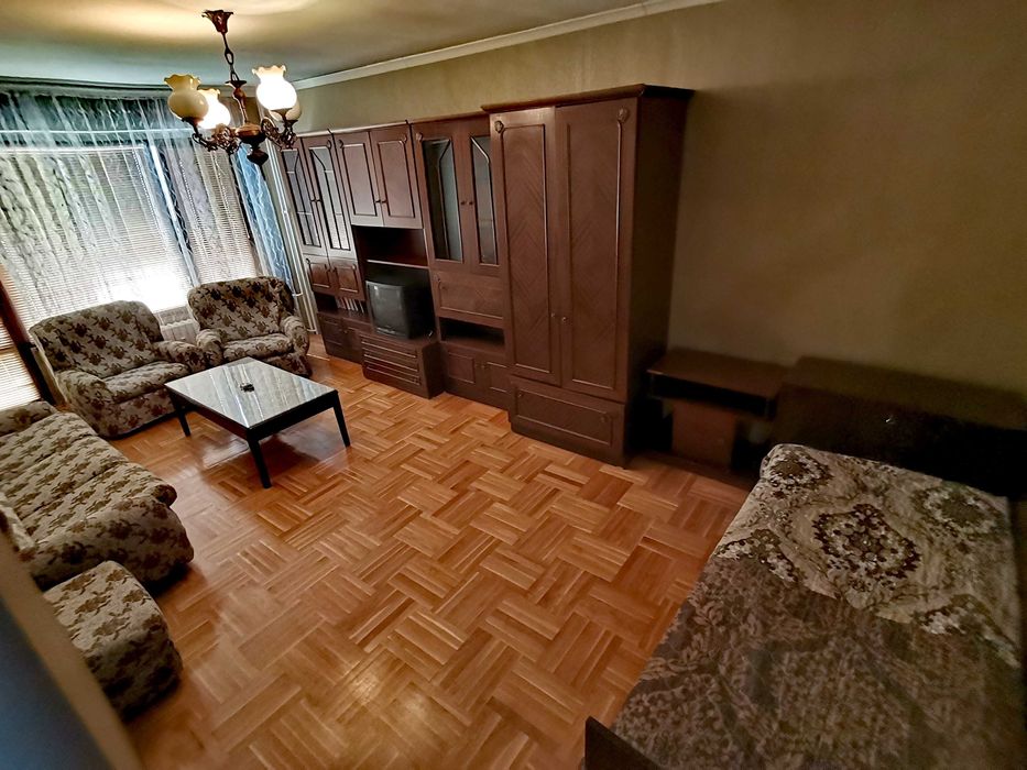 Дава се под наем Двустаен апартамент в Бургас, Изгрев - 68 кв.м за 204 € - Снимка #6