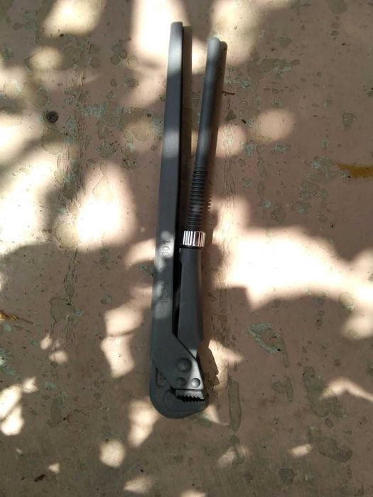 Ключ газовый, б/у, сост отличное, 0001
