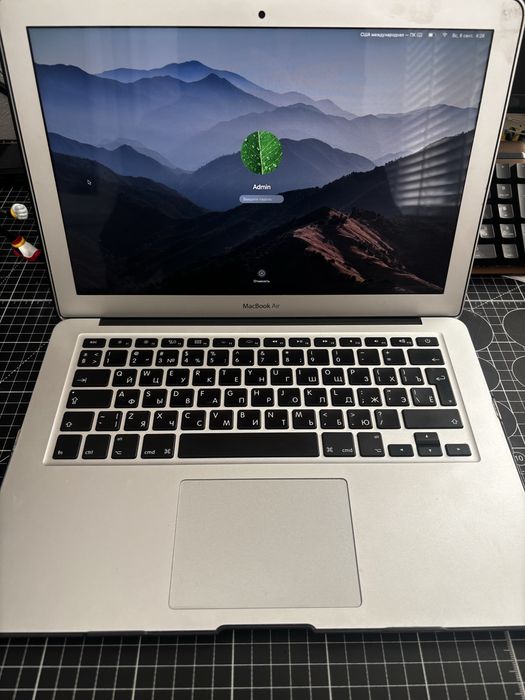 Продам MacBook Air 13″ Early 2015, модель A1466