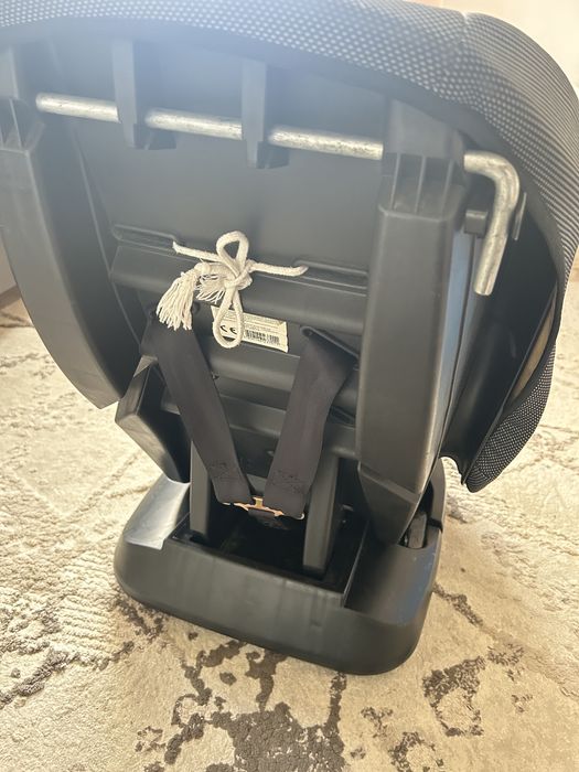 Стол   за  кола   Moni