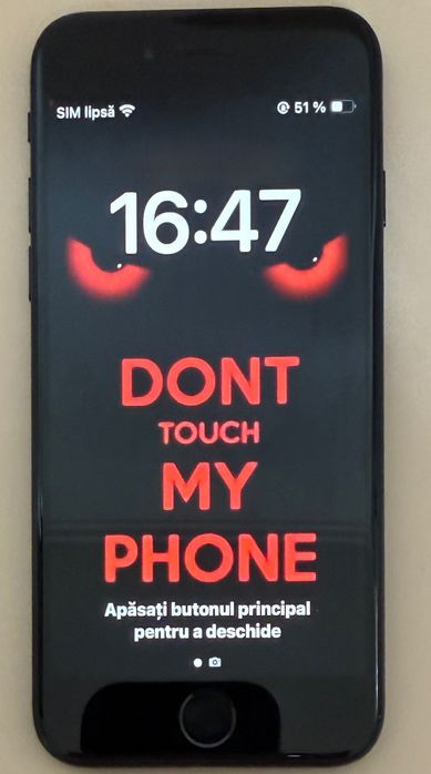 Negru aproape impecabil Iphone SE2020 negru 128gb bat 84%