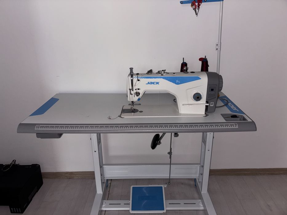 Тігін машинасы сатылады