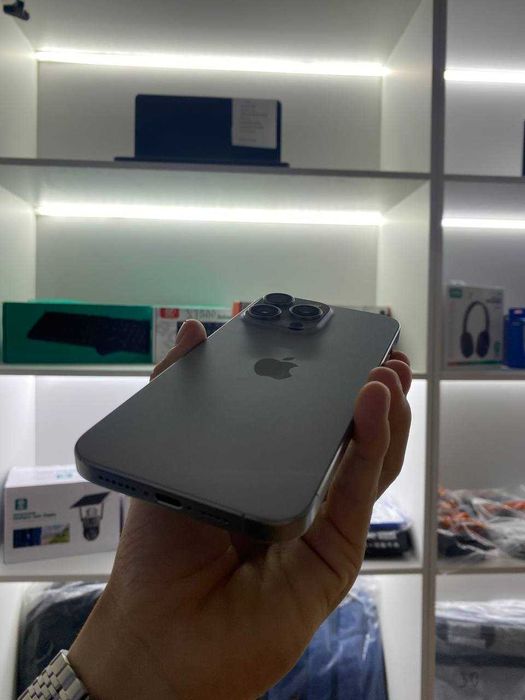 iPhone 15 Pro Max, 256 GB