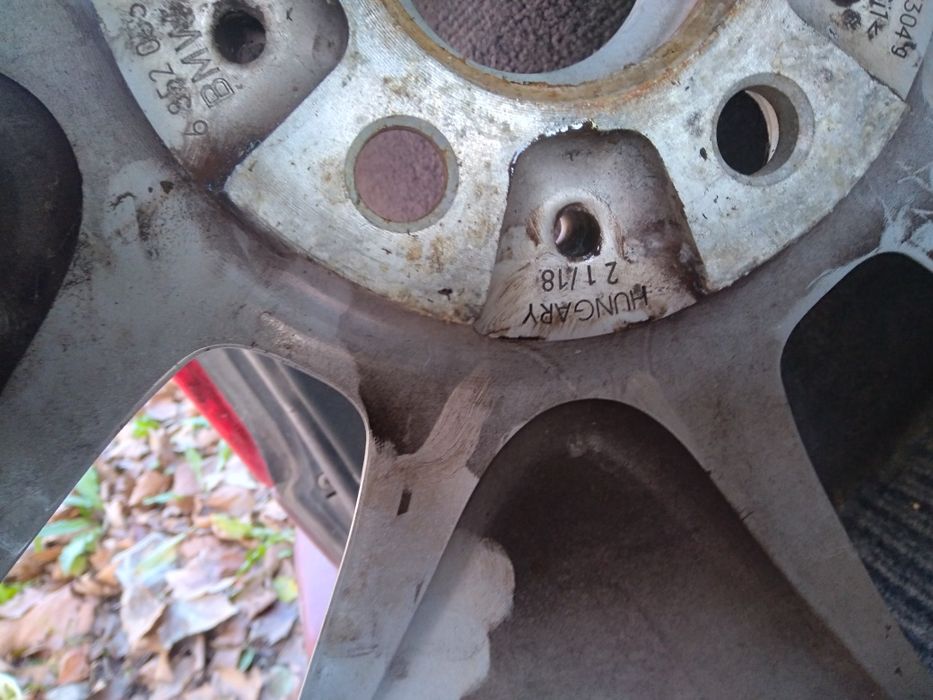 Предлагам 4 бр.джанти с датчици за електрички I 3на BMW.