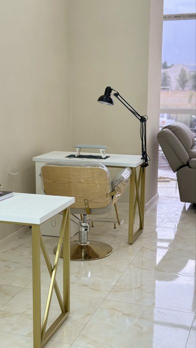 Сдается место для мастера ногтевого сервиса.