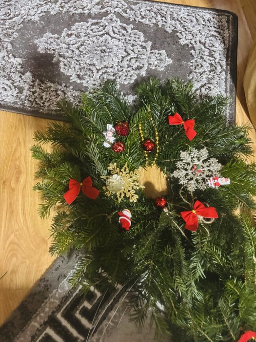 Coroniță Crăciun handmade din brad natural – decor premium