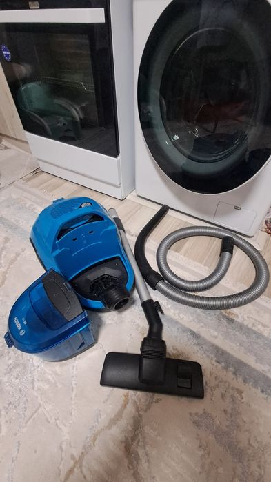Продам пылесос бощ