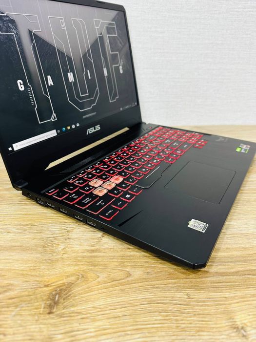 Срочно продается Ноутбук ASUS TUF Gaming FX505D.