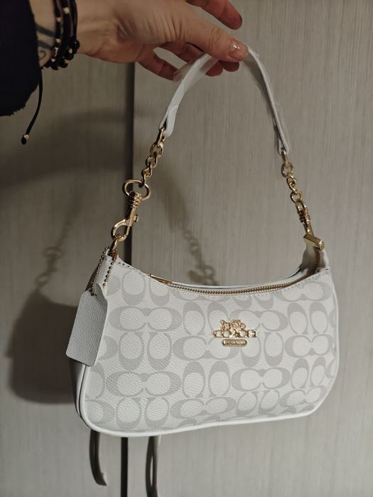 Дамска чанта топ модел