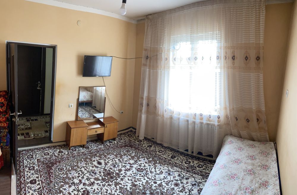 Uy egasi Katej 3 xonali judayam shinam