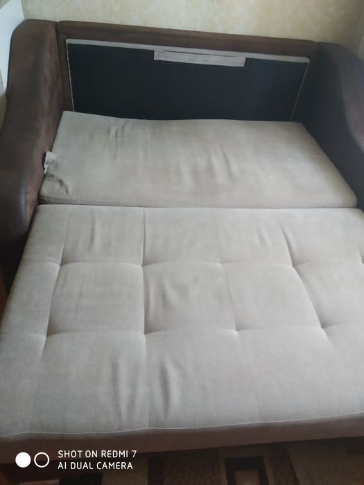 Продам тахту б/у.