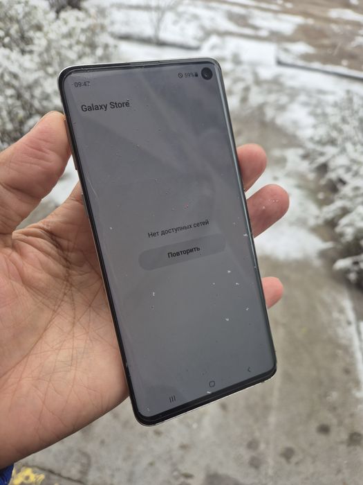 Samsung S10.  8/128gb