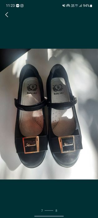 Продам школьные туфли