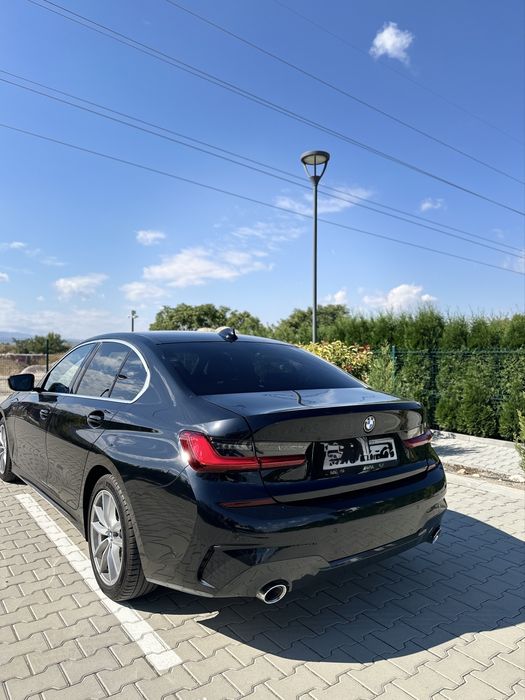 Продавам BMW 320d xDrive