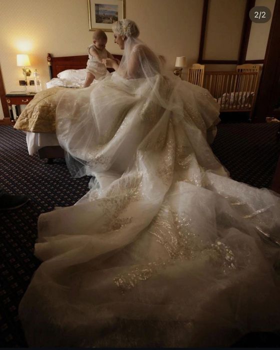 Rochie de mireasă Milla Nova cu trena spectaculoasă