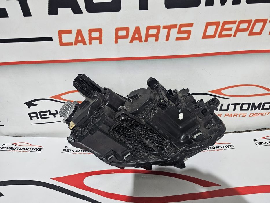 Far stanga led IQ light VW Passat B8 Facelift dupa 2019 - 3G1941081P