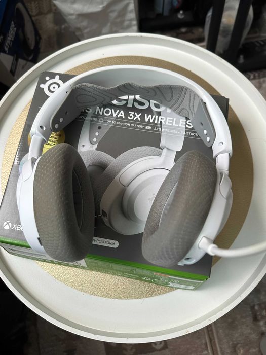 Casti SteelSeries Arctis Nova 3X Wireless White