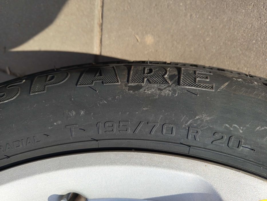 резервна гума патерица за Джип Jeep Гранд Чероки 20 цола, крик