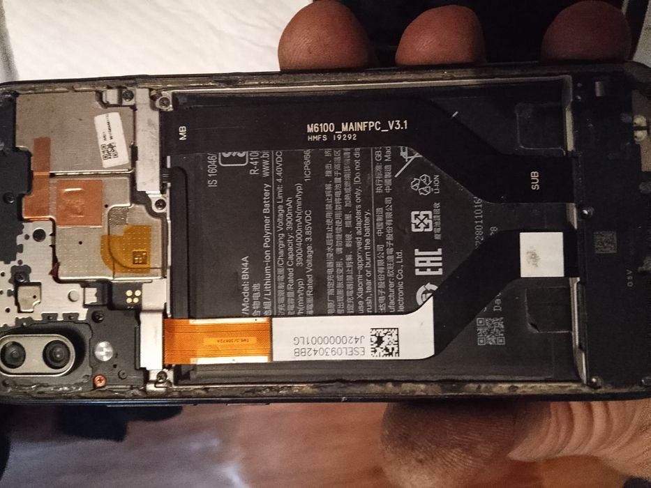 Продам телефоны на запчасти