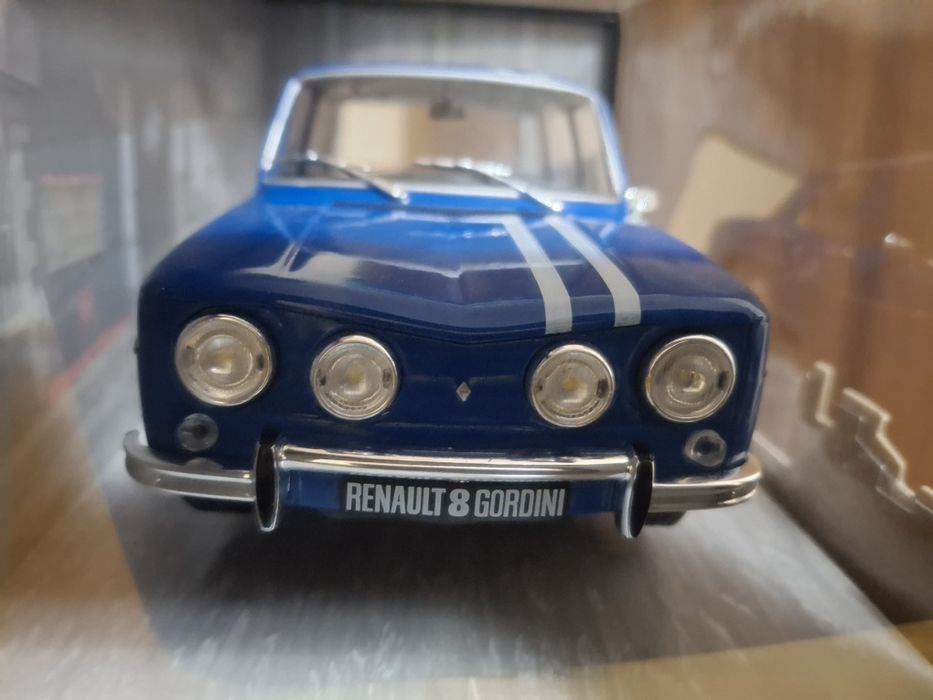 machete 1:18 renault 8 / citroen ds,oltcit ,aro