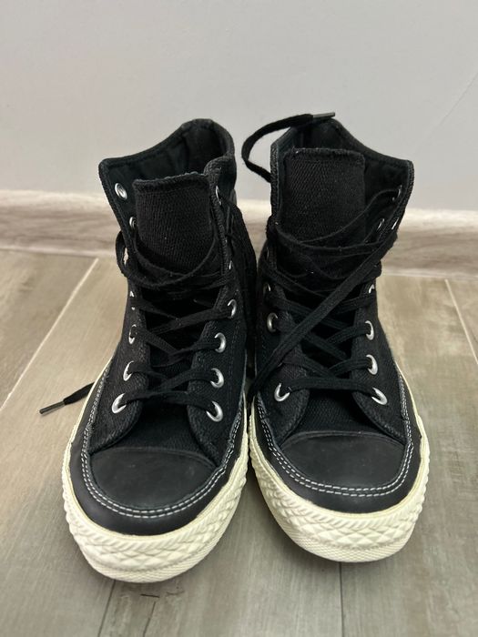 Дамски черни кецове Converse