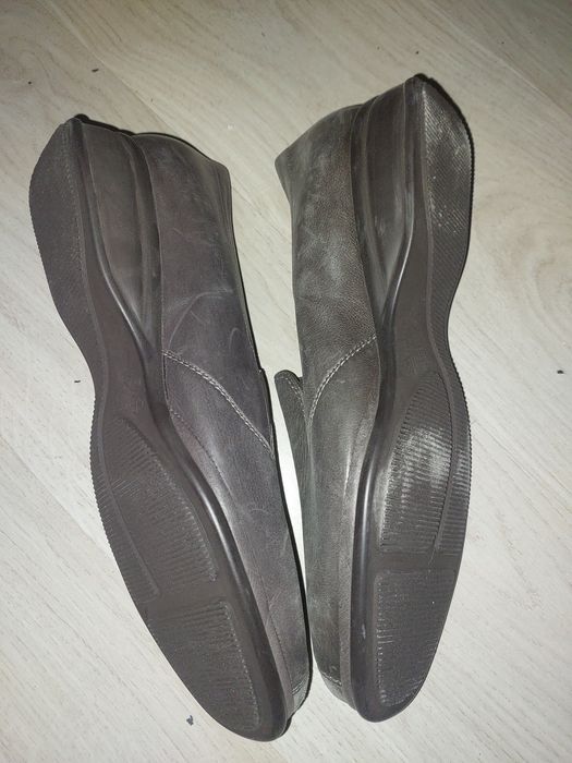 Продам новую обувь