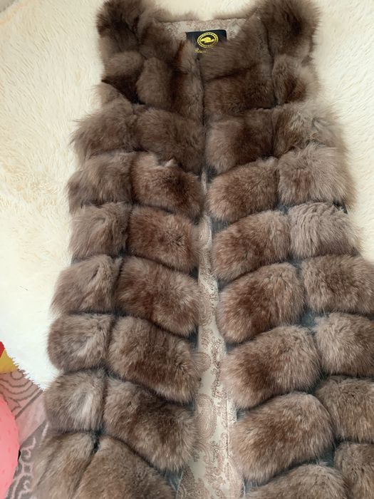 Песец жилетка соболь цвет