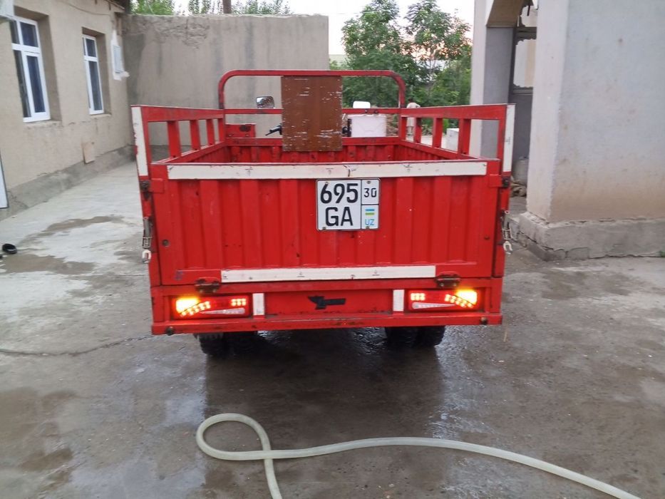 Mototsikl  xolati yaxshi 2tonnalik