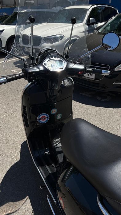 Scuter Vespa 250GTS i.e.
