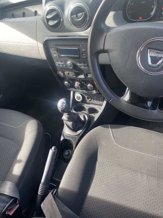 Ușă dreapta față Dacia Duster 2012