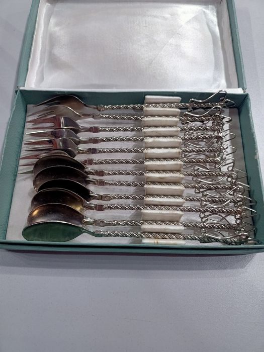 Наборы вилки,ложки мнц.