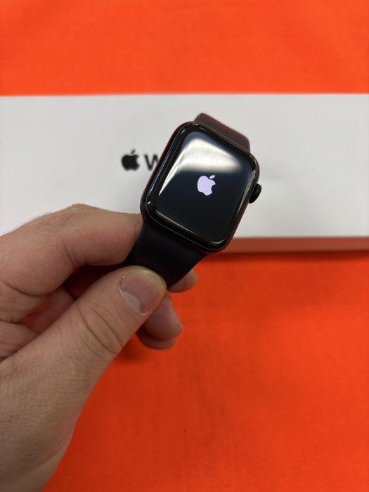 Apple watch se gen 2 емкость 100%