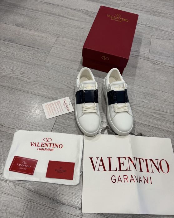 Valentino ‘ white/blue’