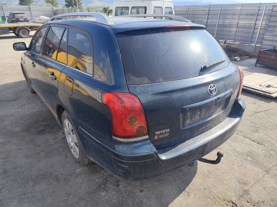 Toyota Avensis 2.0D4D - 116к.с - 2003г. на части