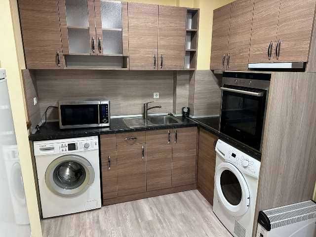 Дава се под наем Двустаен апартамент в Търговище, Център - 55 кв.м за 204 € - Снимка #3