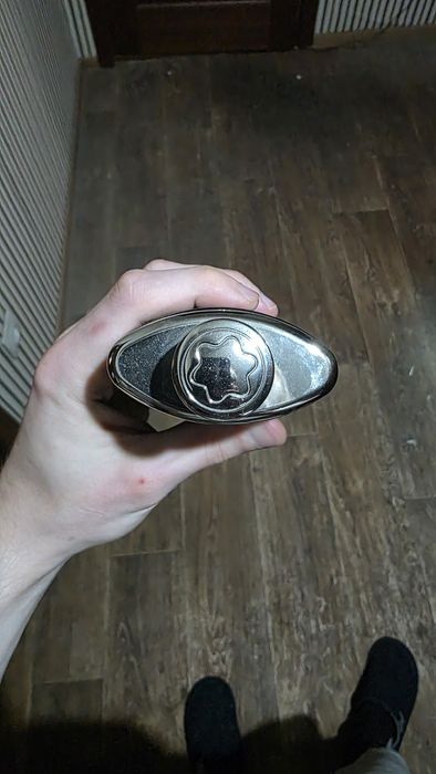 Продам парфюм montblac legend