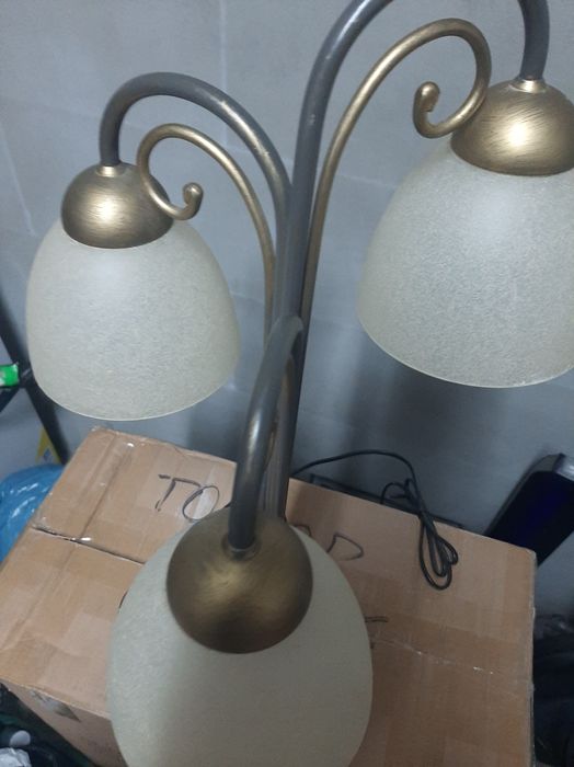 Старинна нощна лампа