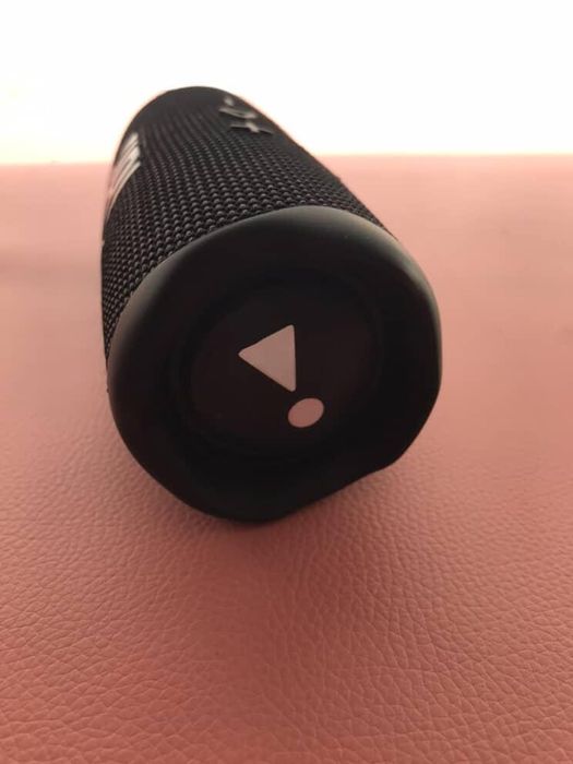 JBL Flip 7  stare bună