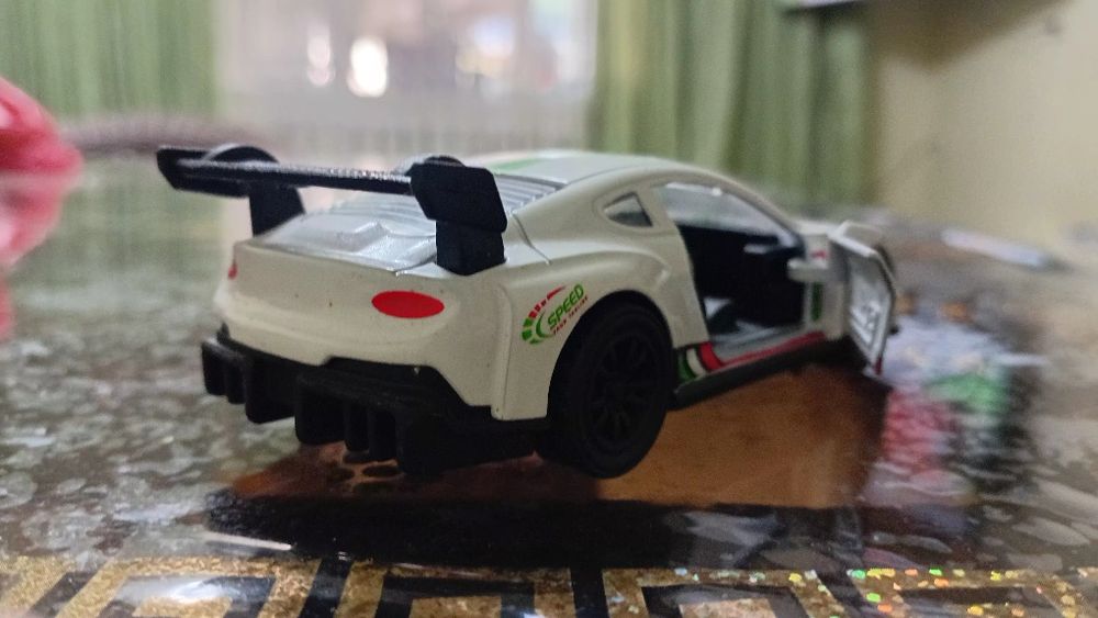 Bentley Continental GT3 1:64